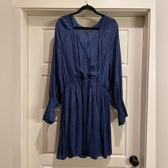 Current Air Blue Metallic Smocked Sleeve Mini Dress Size Large - Picture 1 of 13